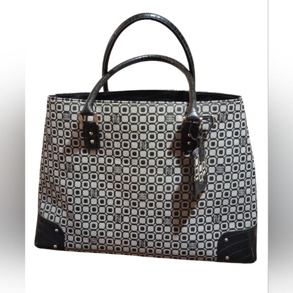 Liz & Co. Black and Gray Geometric Laptop Tote Bag Weekender - Picture 11 of 11